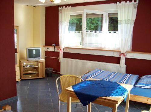 Econo Motel Goelzer Buchenbeuren Room photo